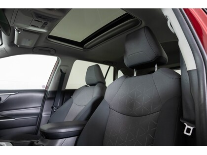 used 2020 Toyota RAV4 car, priced at $32,998
