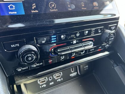 used 2023 Jeep Grand Cherokee car, priced at $63,990