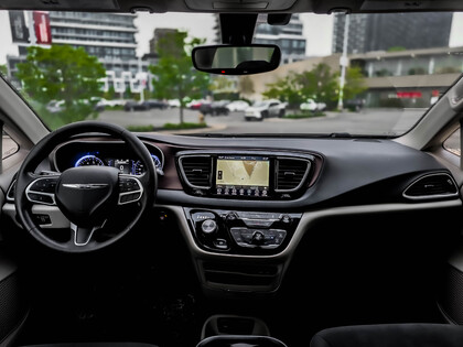 used 2018 Chrysler Pacifica car, priced at $25,995
