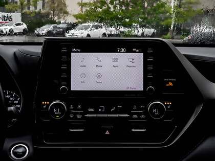 used 2020 Toyota Highlander car, priced at $40,995