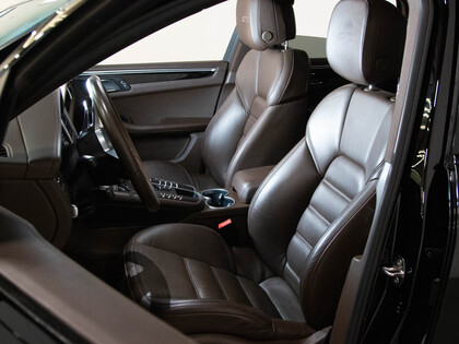 used 2018 Porsche Macan car, priced at $46,900
