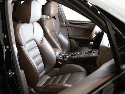used 2018 Porsche Macan car, priced at $46,900