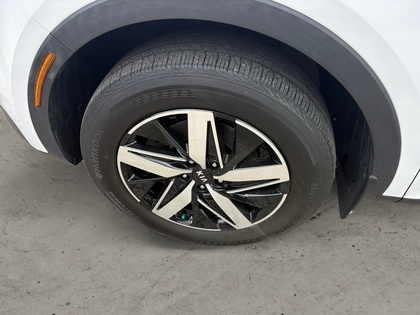 used 2021 Kia Sorento car, priced at $26,998