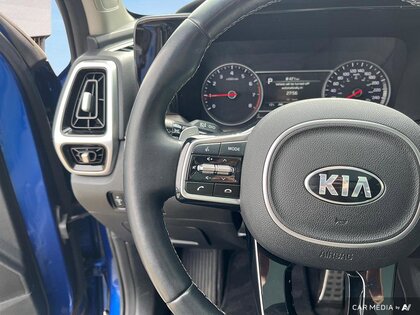 used 2021 Kia Sorento car, priced at $32,998