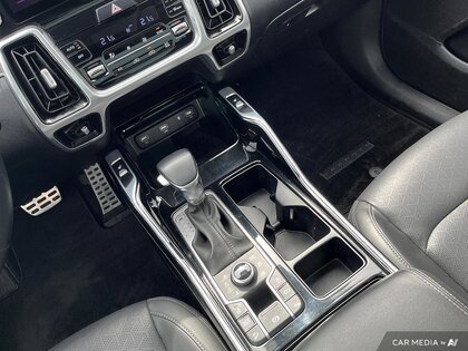 used 2021 Kia Sorento car, priced at $32,998