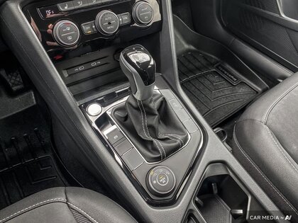 used 2024 Volkswagen Taos car, priced at $36,297