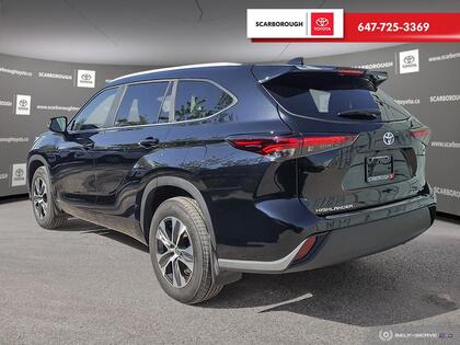 used 2024 Toyota Highlander car, priced at $58,995