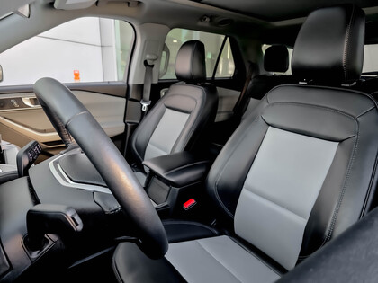 used 2024 Ford Explorer car, priced at $46,995