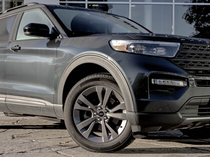 used 2024 Ford Explorer car, priced at $46,995