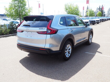 used 2025 Honda CR-V car, priced at $37,900