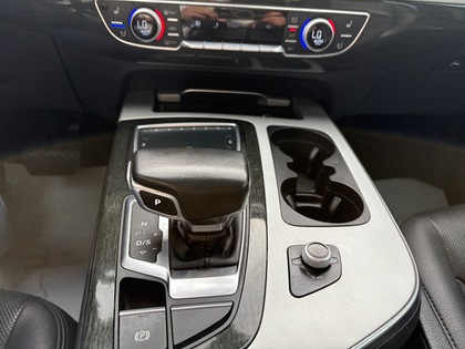 used 2018 Audi Q7 car, priced at $28,950