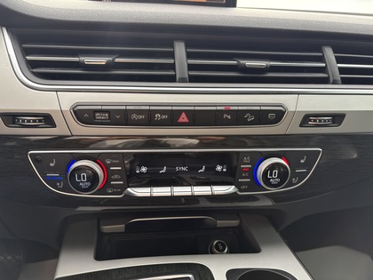 used 2018 Audi Q7 car, priced at $28,950