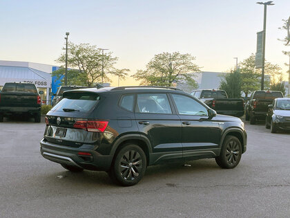 used 2022 Volkswagen Taos car