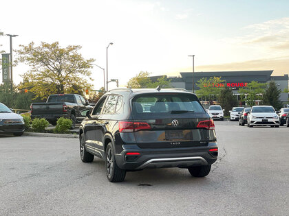 used 2022 Volkswagen Taos car