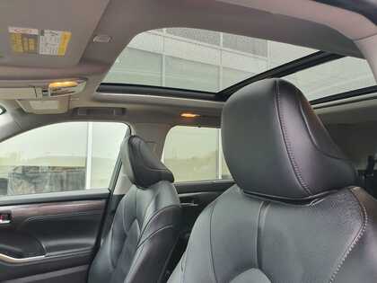 used 2024 Toyota Highlander car, priced at $63,995