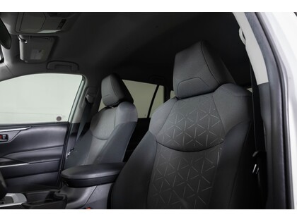 used 2021 Toyota RAV4 car, priced at $27,998
