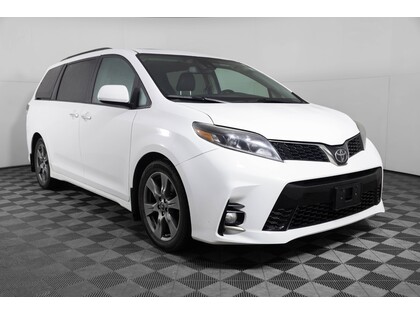 used 2018 Toyota Sienna car, priced at $31,998
