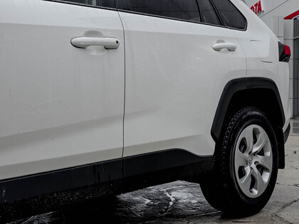 used 2020 Toyota RAV4 car, priced at $25,995