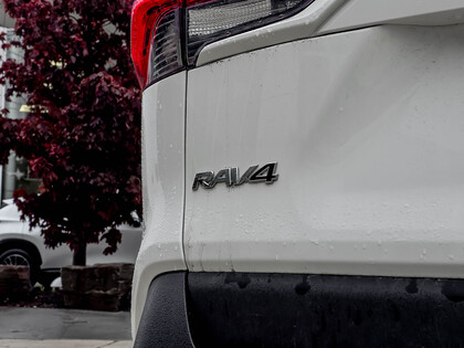 used 2020 Toyota RAV4 car, priced at $25,995
