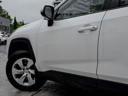 used 2020 Toyota RAV4 car, priced at $25,995