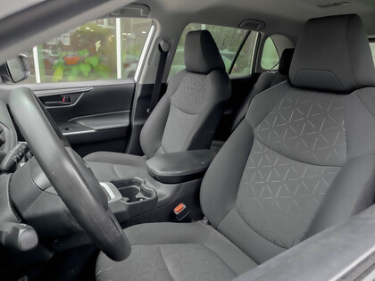 used 2020 Toyota RAV4 car, priced at $25,995