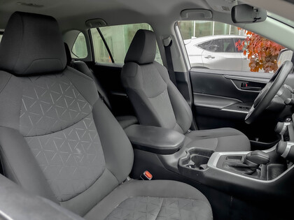 used 2020 Toyota RAV4 car, priced at $25,995