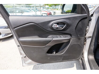 used 2021 Jeep Cherokee car, priced at $27,597