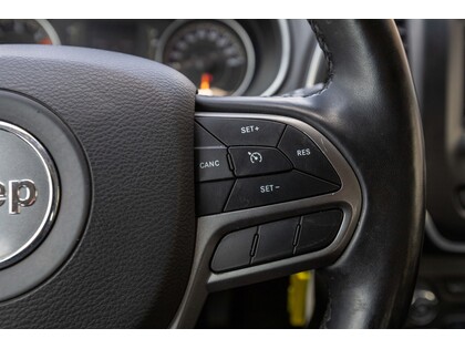 used 2021 Jeep Cherokee car, priced at $27,597