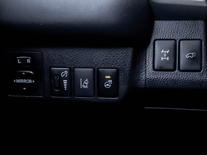 used 2018 Toyota RAV4 car, priced at $25,995