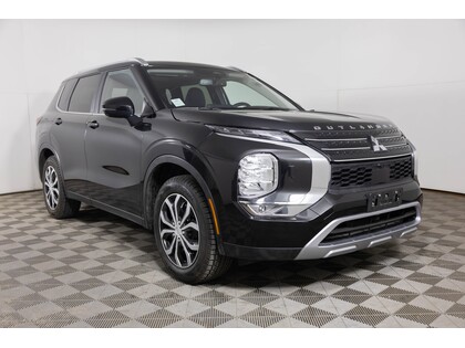 used 2024 Mitsubishi Outlander car, priced at $39,998