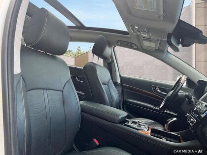 used 2015 Kia K900 car, priced at $19,998