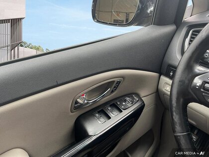 used 2019 Kia Sedona car, priced at $22,327
