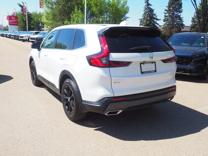 used 2025 Honda CR-V Hybrid car, priced at $46,900
