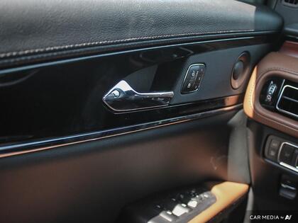 used 2022 Lincoln Nautilus car, priced at $41,900