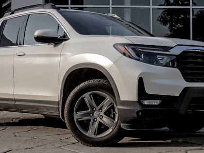 used 2023 Honda Ridgeline car, priced at $46,395
