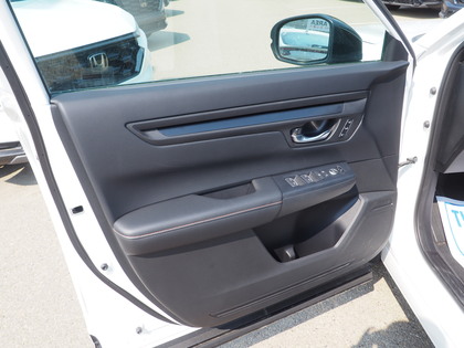 used 2025 Honda CR-V Hybrid car, priced at $46,900