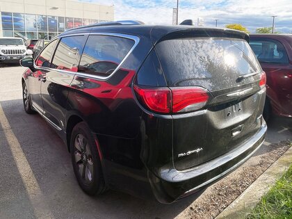 used 2017 Chrysler Pacifica car, priced at $28,332