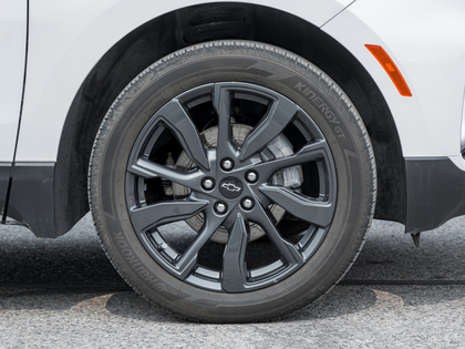used 2022 Chevrolet Equinox car, priced at $26,993