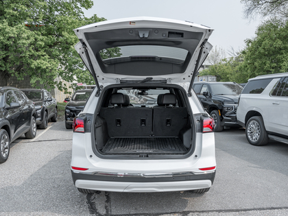 used 2022 Chevrolet Equinox car, priced at $26,993