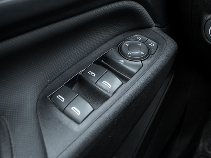used 2022 Chevrolet Equinox car, priced at $26,993