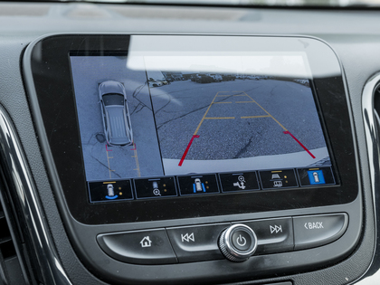used 2022 Chevrolet Equinox car, priced at $26,993