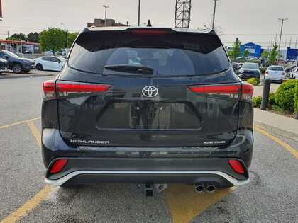 used 2023 Toyota Highlander car, priced at $50,995