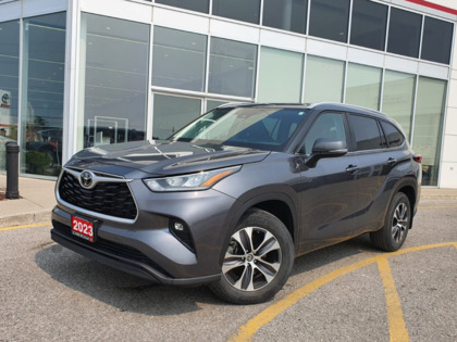 used 2023 Toyota Highlander car, priced at $48,995