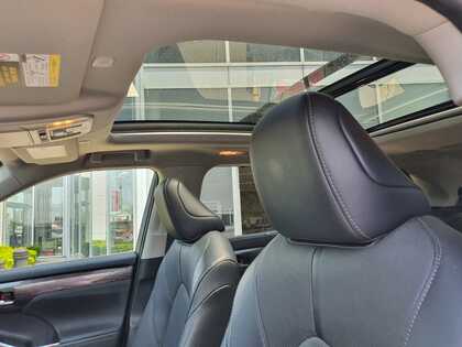 used 2023 Toyota Highlander car, priced at $57,995