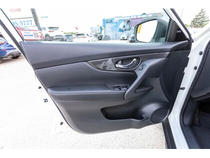 used 2018 Nissan Rogue car, priced at $23,588