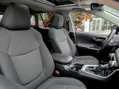 used 2020 Toyota RAV4 car, priced at $32,495