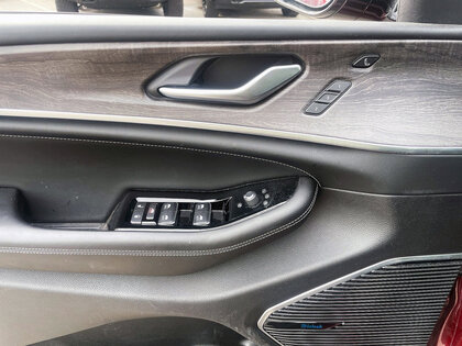 used 2021 Jeep Grand Cherokee car, priced at $46,388