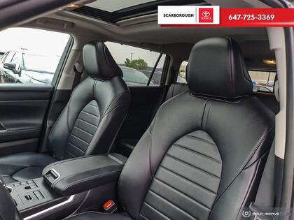 used 2023 Toyota Highlander car, priced at $46,990