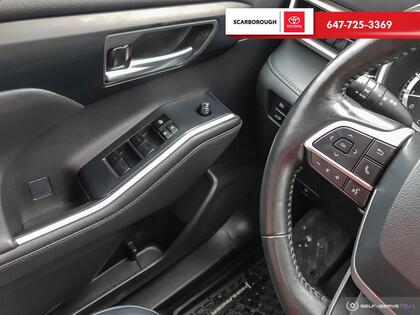 used 2023 Toyota Highlander car, priced at $46,990