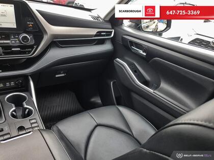 used 2023 Toyota Highlander car, priced at $46,990